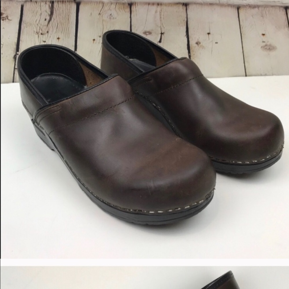 Brown Leather Dansko Size 37 Narrow